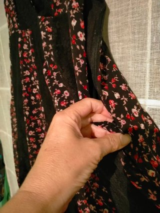 Vestido largo floral con tirantes