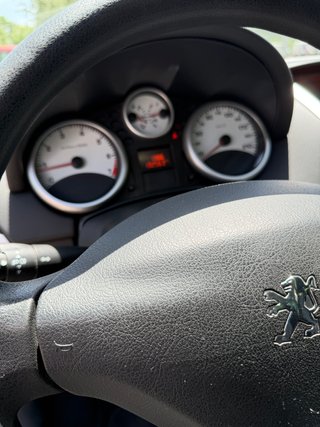 Peugeot 207sw año 2007 135.000 km