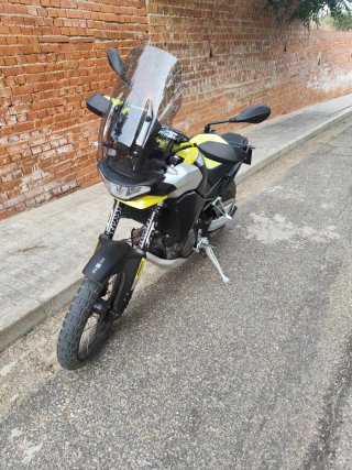 Aprilia Tuareg 660