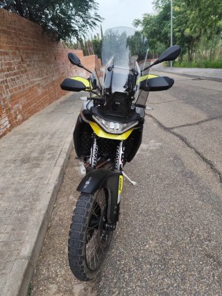 Aprilia Tuareg 660