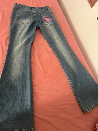 Pantalón campana vaquero bordado