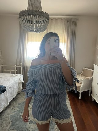 Mono Zara corto rayas blanco y azul