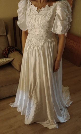 Vestido de novia raso blanco cuerpo drapeado