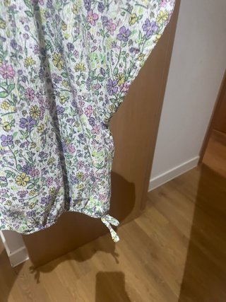 Camiseta floral multicolor