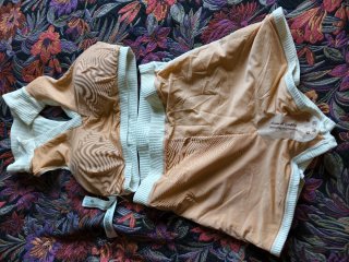 Conjunto Oysho Top y Shorts Beige Talla L