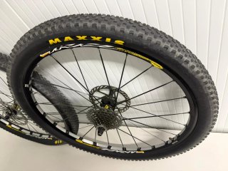 Ruedas Mavic Crosstrail 26" disc Shimano xt Maxxis