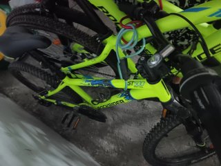3 Bicicletas Rockrider 100 2 de adulto 1 niño