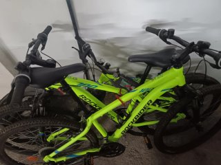 3 Bicicletas Rockrider 100 2 de adulto 1 niño