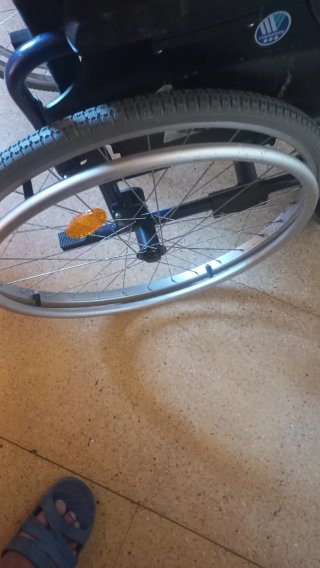 Silla de ruedas VERMEIREN. ATENCIÓN LEER BIEN.