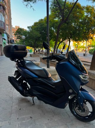 Yamaha NMAX 125 Azul/Negro