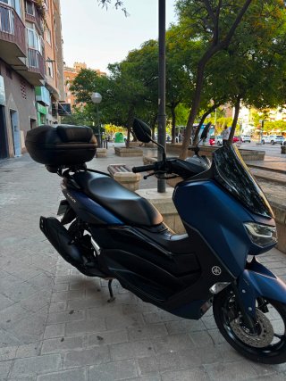 Yamaha NMAX 125 Azul/Negro