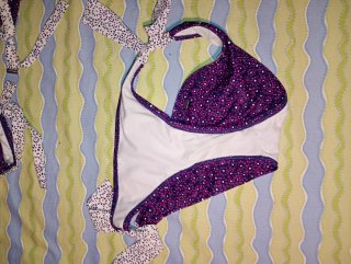 Bikini Roxy Morado y Blanco