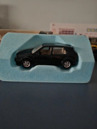 Volkswagen Golf III 1/43 SCHABAK