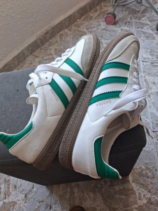 Zapatillas Adidas Blancas y Verdes