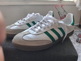 Zapatillas Adidas Blancas y Verdes
