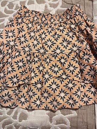 Falda Zara flores naranja y negra de niña talla 12