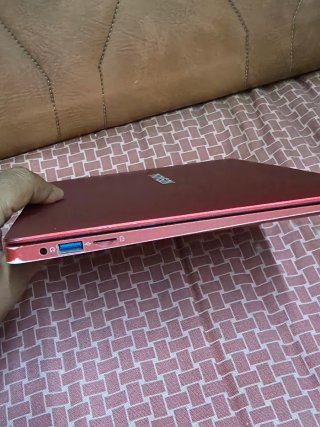 Portátil Rojo 13,3 Full HD