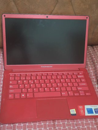 Portátil Rojo 13,3 Full HD