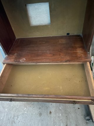 Mueble antiguo madera y cristal