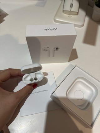 Caja Airpods Apple
