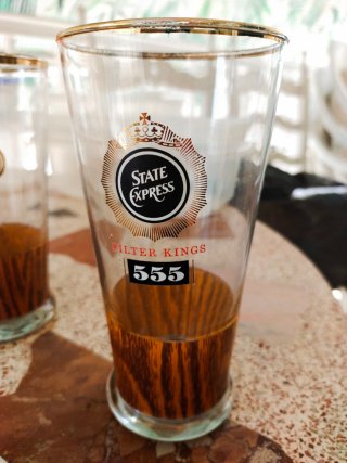 Juego Vasos y Jarra Vintage Marcas Tabaco años 60