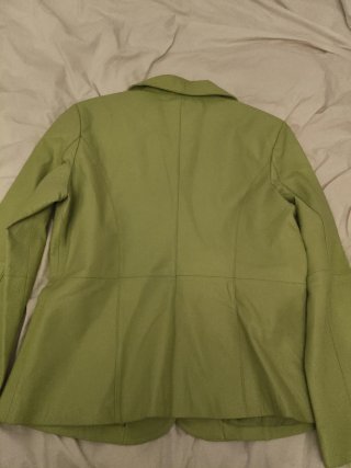 Chaqueta AZOI verde piel
