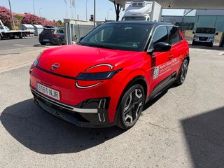Nissan Micra Long Range 4x2 Tekna