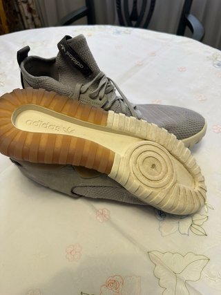 Deportivas Adidas Tubular Grises