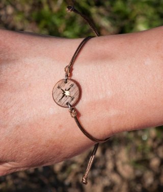 Pulsera Wind Rose Madera y Latón