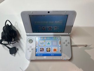 Nintendo 3DS XL Bianca con 2 giochi inclusi