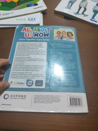 All about Us Now 6 Class Book (Spain)