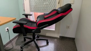 Silla Gaming Newskill Negra y Roja