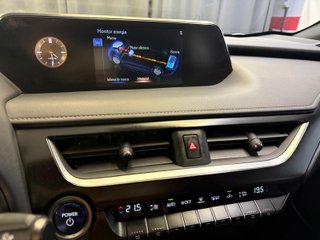 LEXUS UX 250h Business 1 dueño + IVA deducible