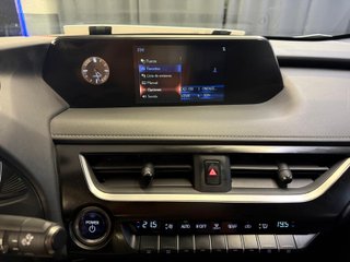 LEXUS UX 250h Business 1 dueño + IVA deducible