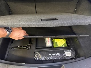 LEXUS UX 250h Business 1 dueño + IVA deducible