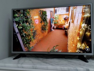 Televisión LG Plata