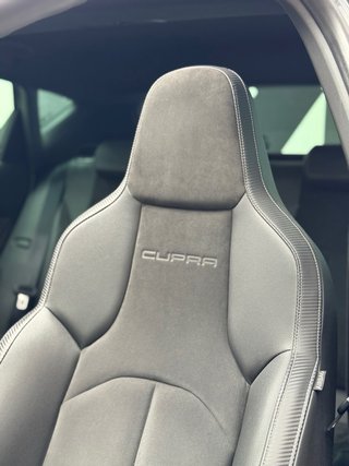 Seat Leon CUPRA 300 FULL EQUIP