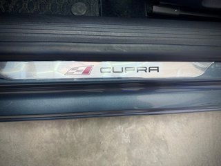 Seat Leon CUPRA 300 FULL EQUIP