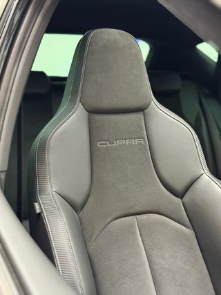 Seat Leon CUPRA 300 FULL EQUIP