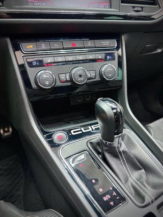 Seat Leon CUPRA 300 FULL EQUIP
