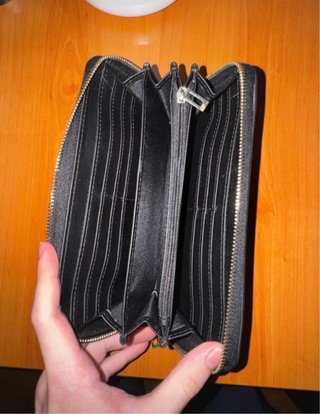 Lote Guess Original (Bolso, Pulsera y Monedero)