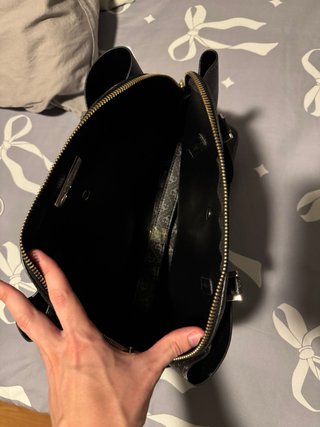 Lote Guess Original (Bolso, Pulsera y Monedero)