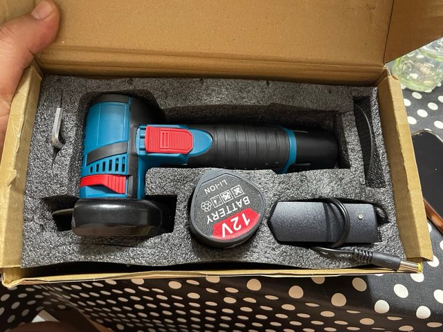 Mini amoladora 12V 19500 RPM + 2 Baterías