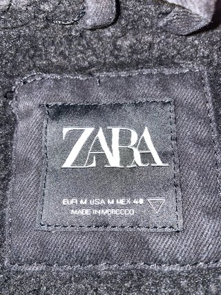 Chaqueta vaquera Zara negra forrada Talla M