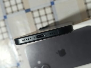 iPhone 16 128GB Negro/Gris