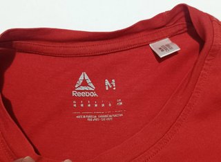 Camiseta Reebok Delta Roja Logo – Talla / Size M