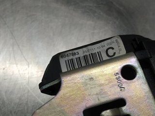 CINTURON SEGURIDAD TRASERO CENTRAL VOLKSWAGEN TOU