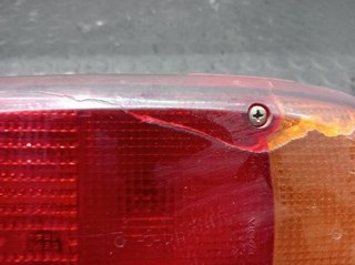 Piloto trasero derecho nissan cabstar 3.0 105966