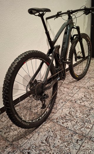 Bicicleta Eléctrica Berria Mako Hybrid 150