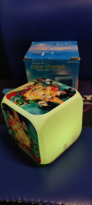 RELOJ ALARMA DRAGON BALL Z LED RGB NUEVO